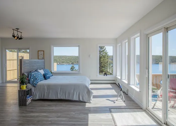 Whale House Guest House
